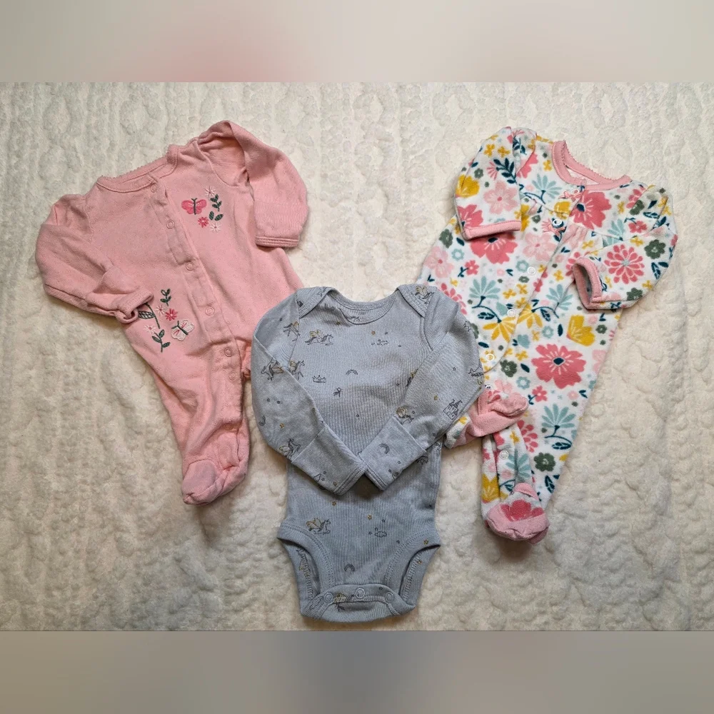 3-Piece Newborn Girl Outfit Bundle – Carter’s / Child of Mine / Just One You